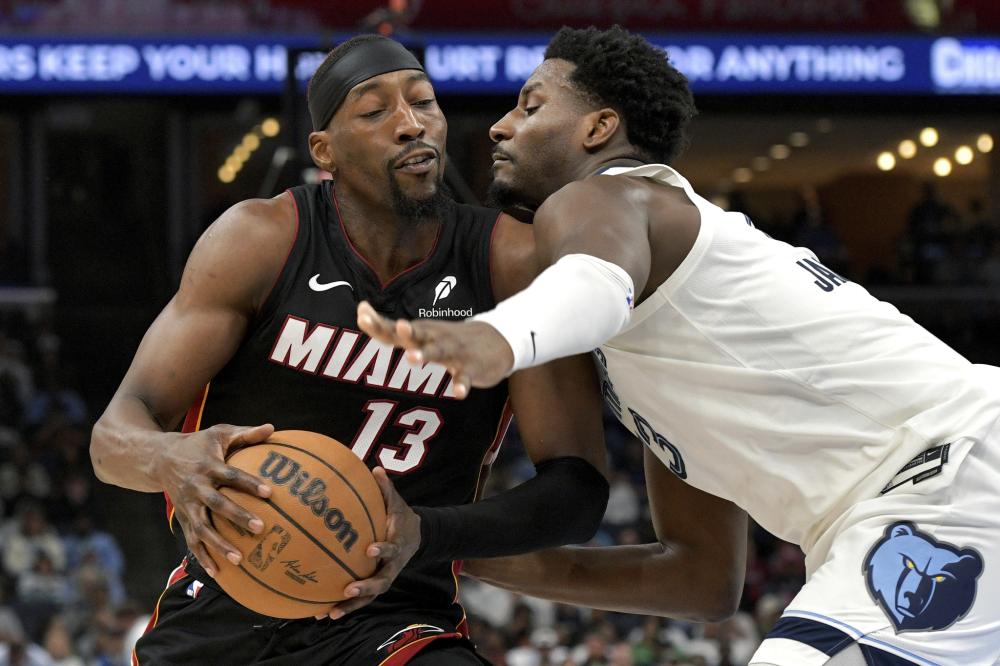 竞相追逐着 竞相追逐着